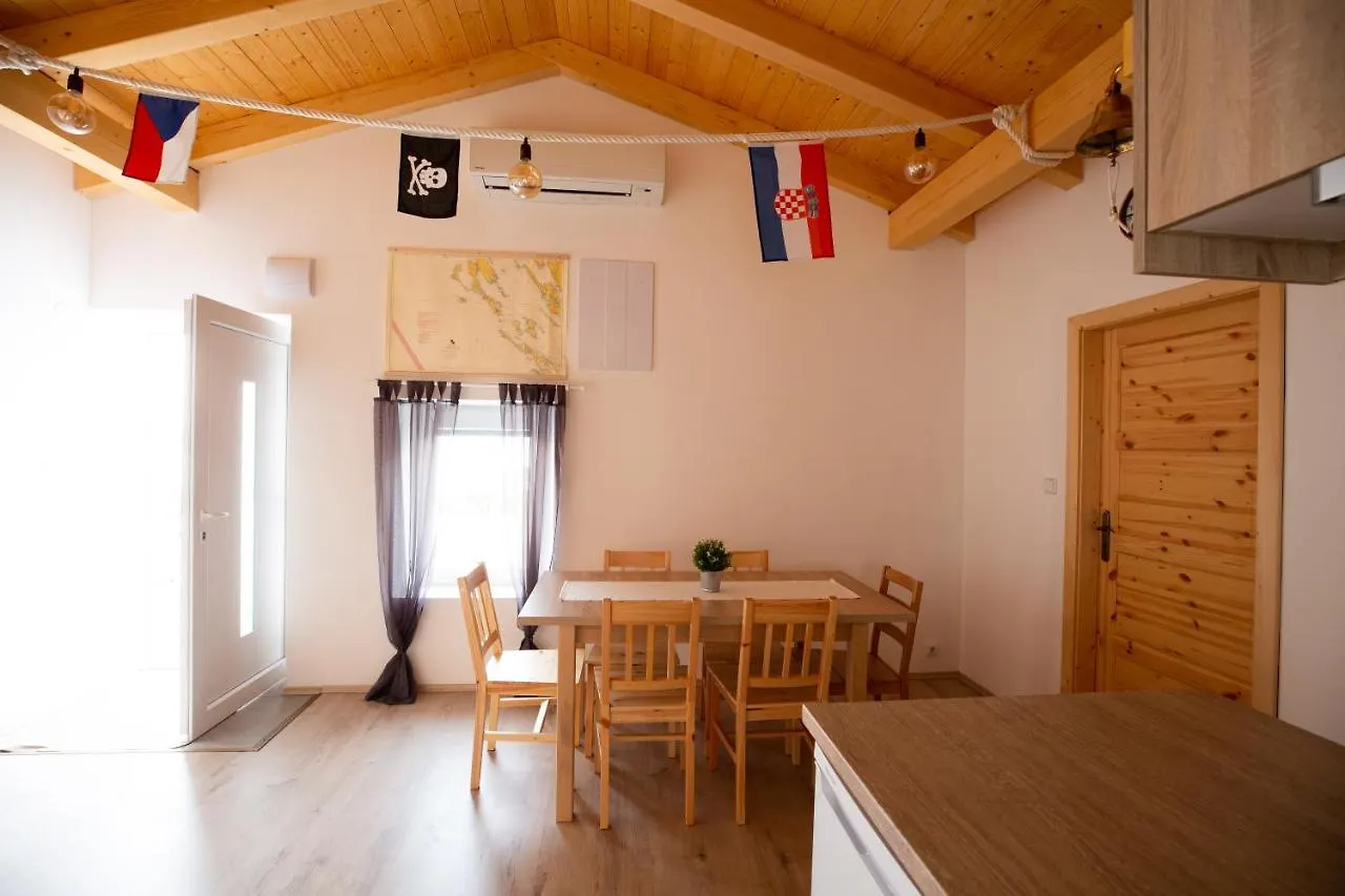 Kuca Nerezinka Apartment Nerezine